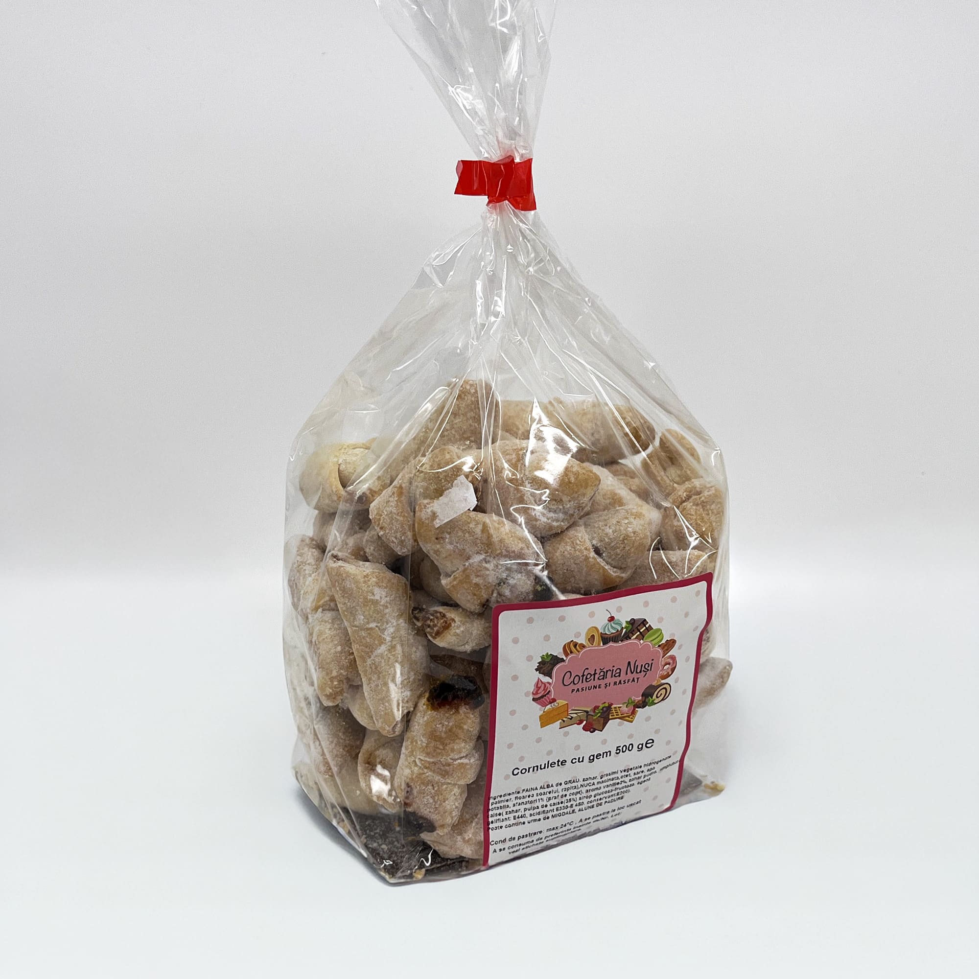 Cornulețe cu gem și nucă